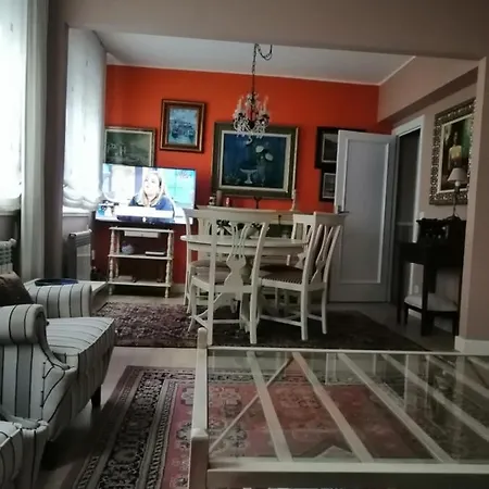 Piso Centrico 6 Pax Lola Apartment *